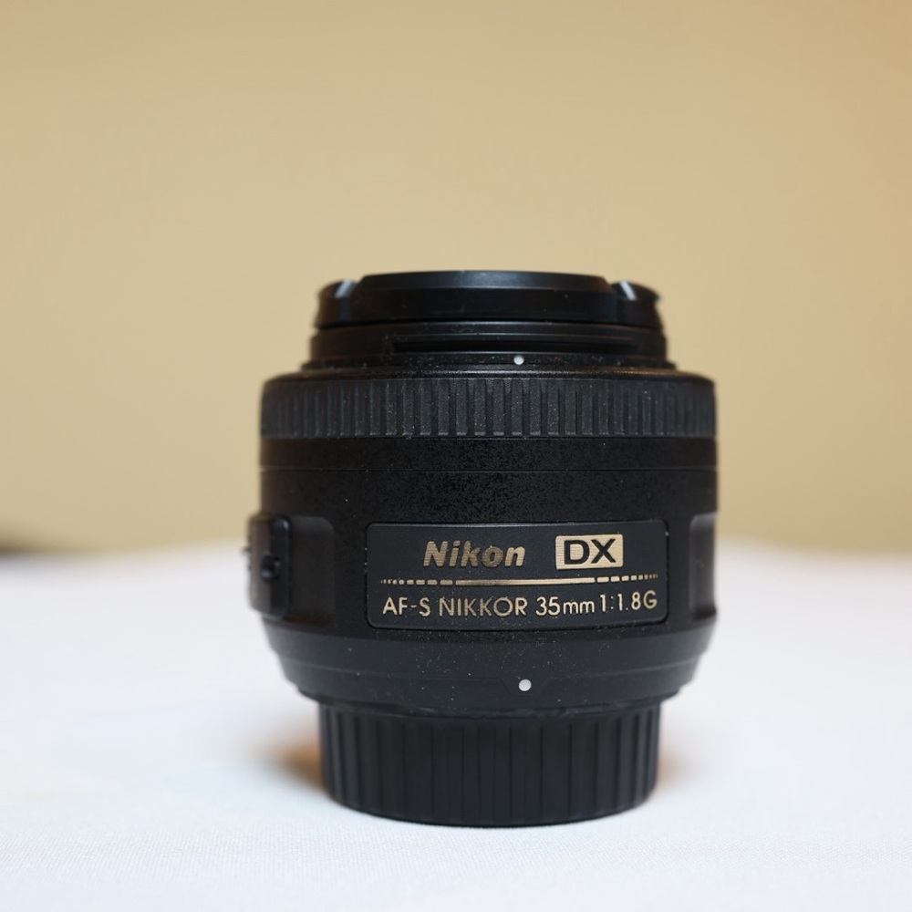 Nikon AF-S DX 35mm f/1.8G Lens - Black